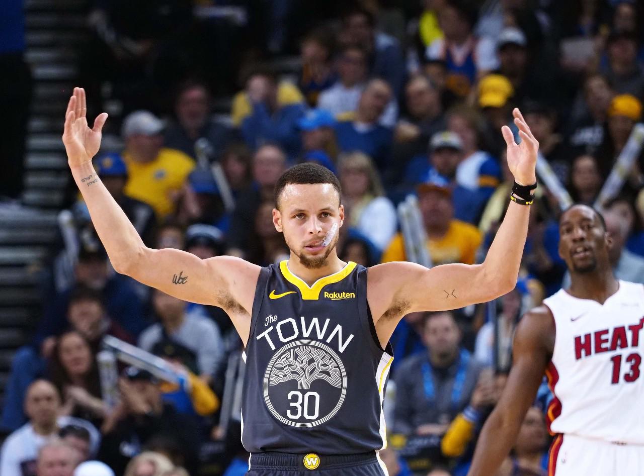 中国队的应 中国队的应